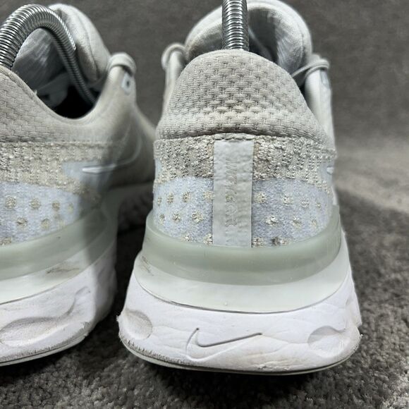 Nike React Infinity Run Flyknit 3 DD3024-004 Womens Size 9.5 Gray Running Shoes - Picture 8 of 13